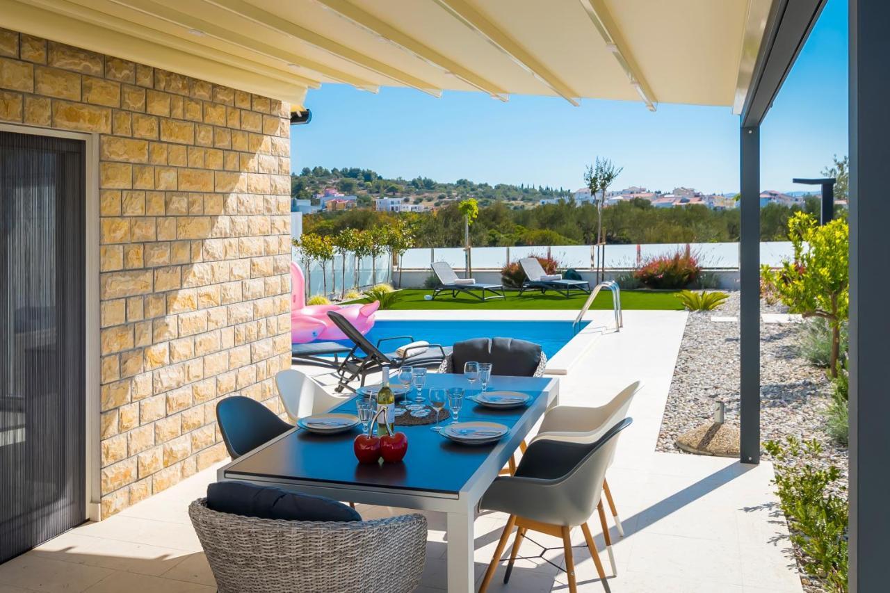 Villa Buzuk Vodice Exteriér fotografie