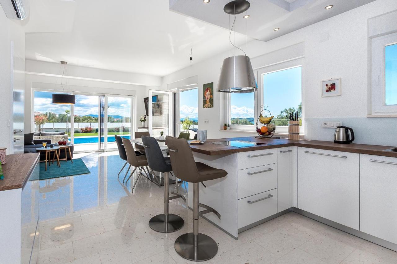 Villa Buzuk Vodice Exteriér fotografie
